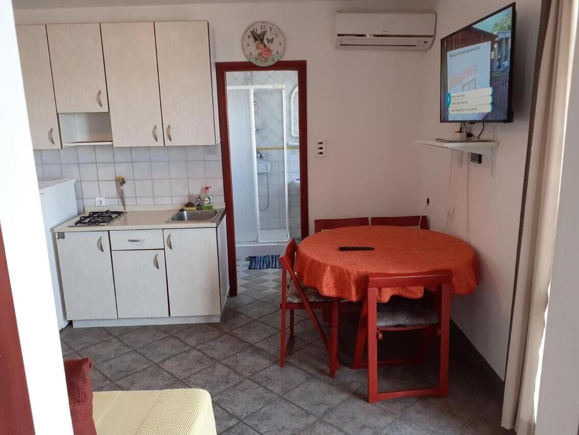 Apartments Ana بيبينيا المظهر الخارجي الصورة
