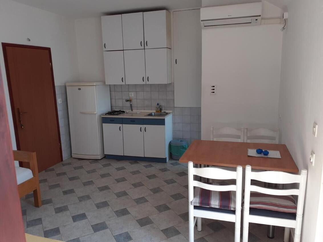 Apartments Ana بيبينيا المظهر الخارجي الصورة