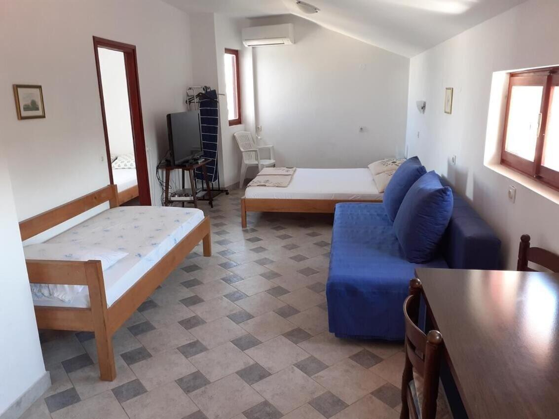 Apartments Ana بيبينيا المظهر الخارجي الصورة