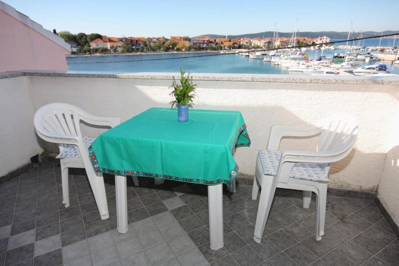 Apartments Ana بيبينيا المظهر الخارجي الصورة