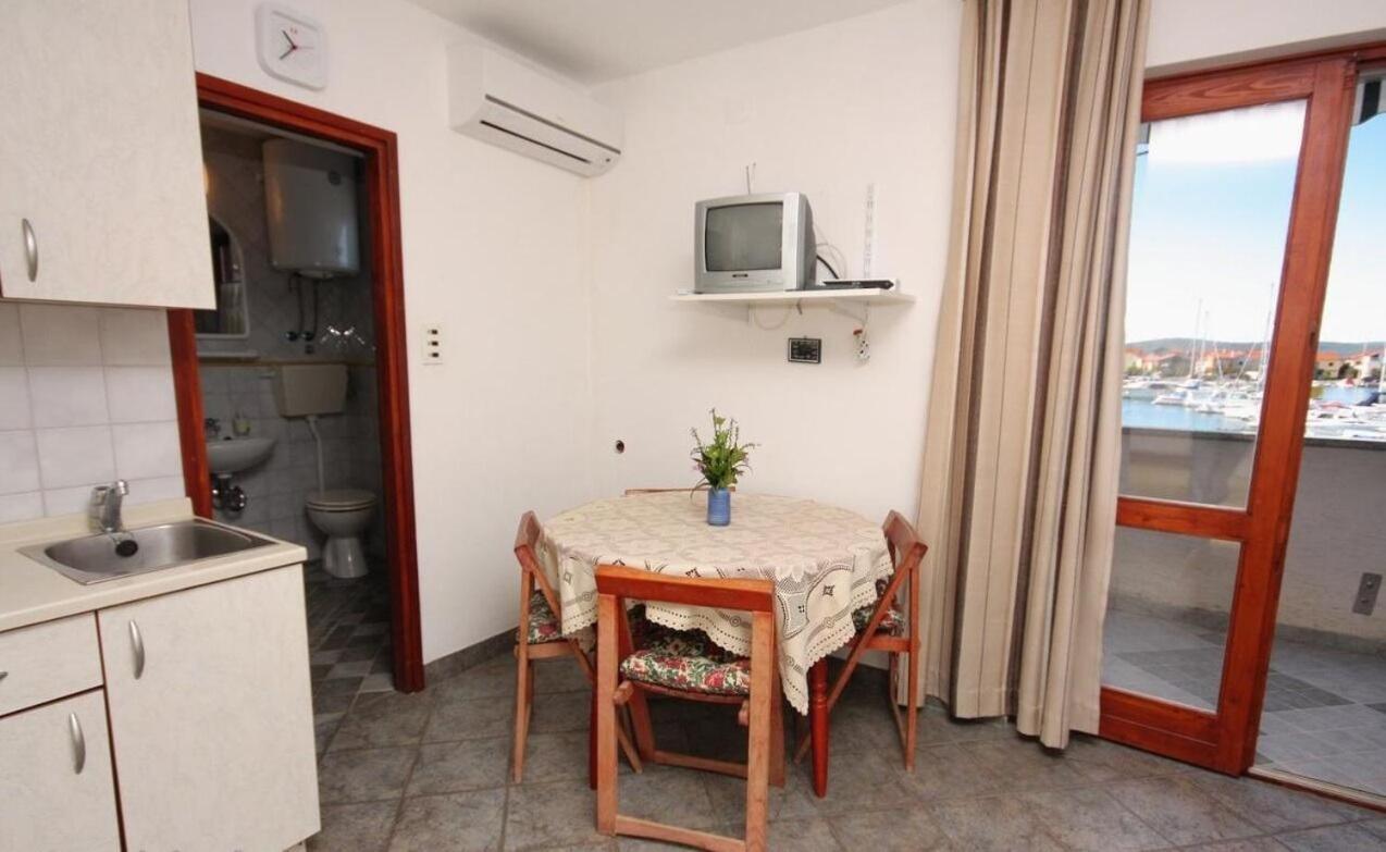 Apartments Ana بيبينيا المظهر الخارجي الصورة