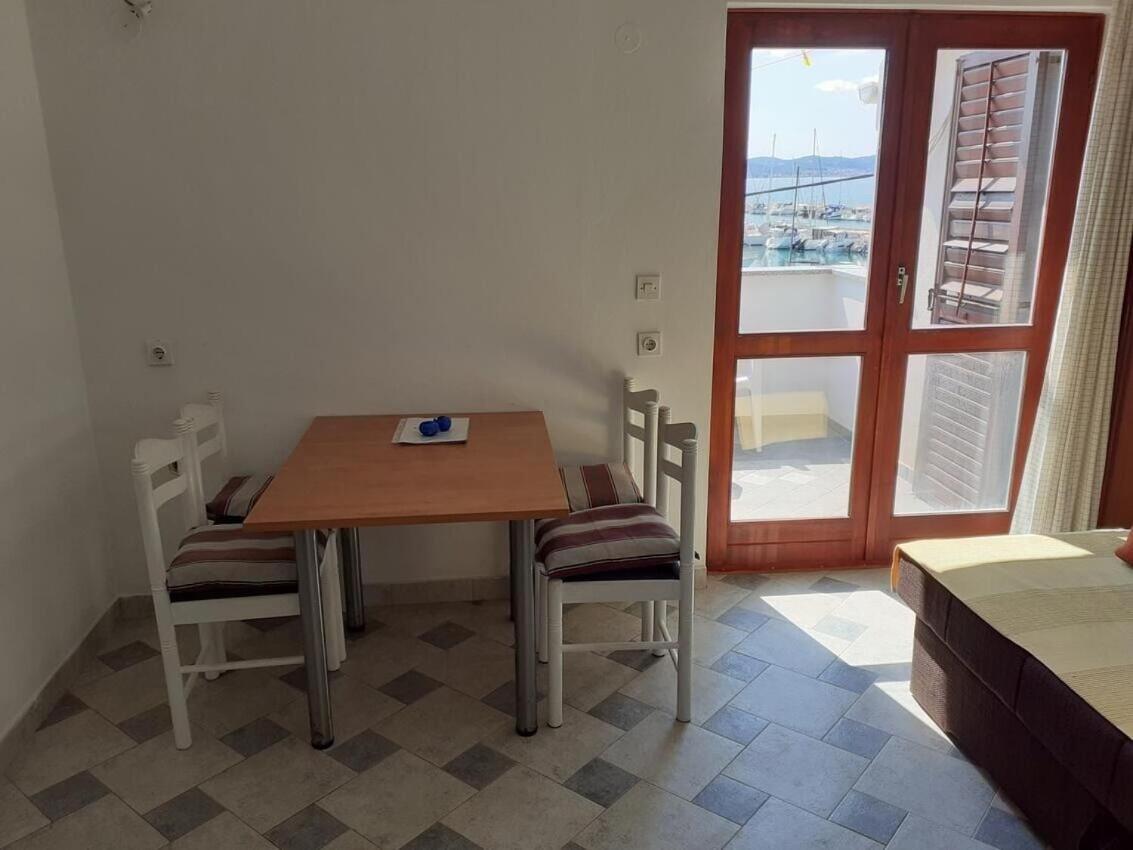 Apartments Ana بيبينيا المظهر الخارجي الصورة